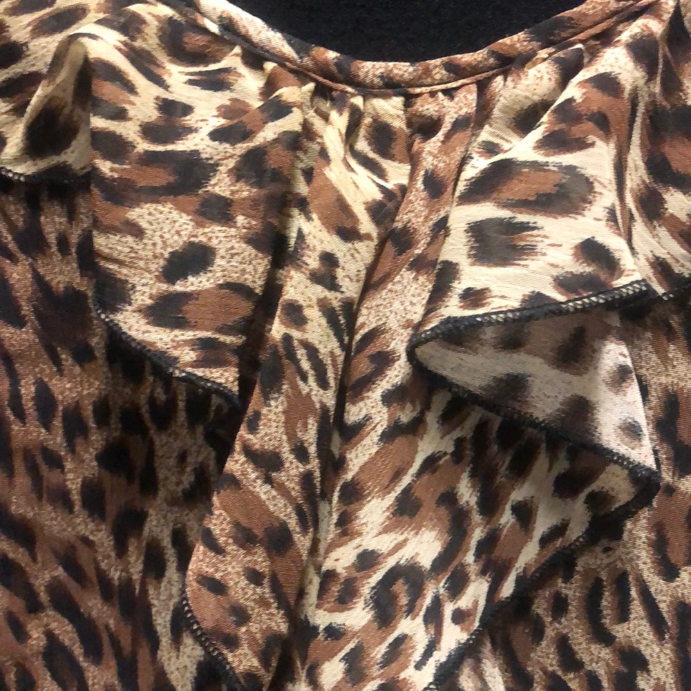 ⭐️INC petite Leopard Print sweater 🐆⭐️ - Picture 3 of 3